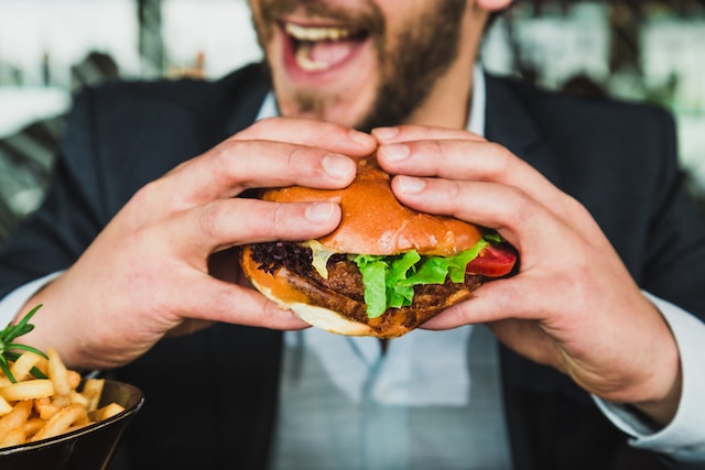 “Foodtrucks sind die neue Hotness! Steigen Sie mit einem Burgertruck in die Action ein!”
